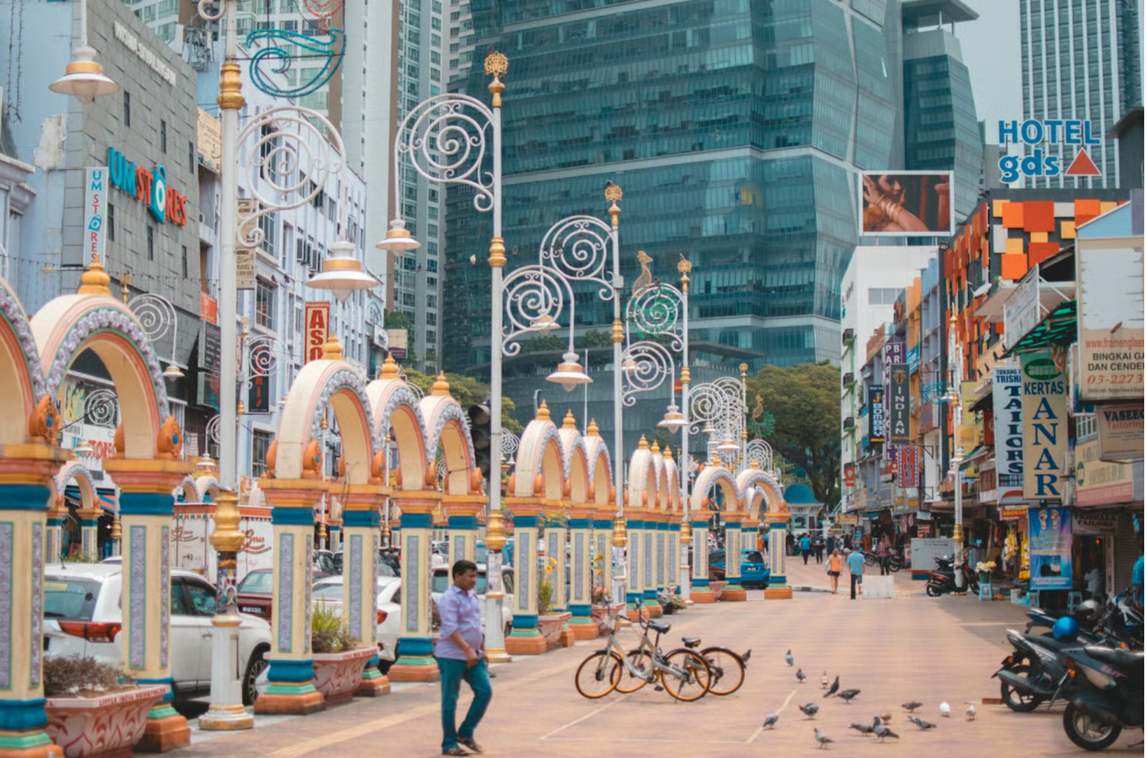 Connecting with Locals: The True Essence of Travel
